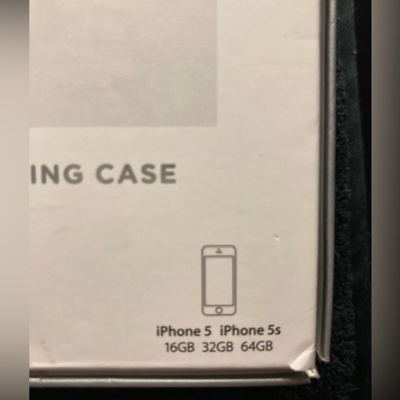 Micheal Kors IPhone 5 5s charging phone case - Picture 10 of 10